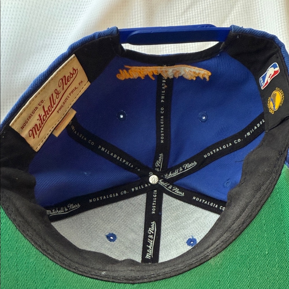 Golden State Warriors Mitchell & Ness Blue Snapback Cap - Picture 3 of 4